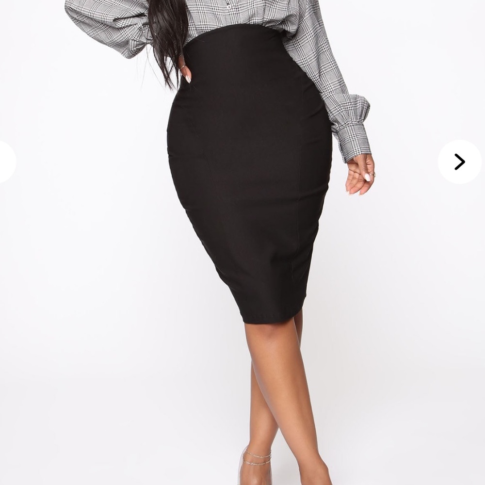 Fashion Nova Black Pencil Skirt